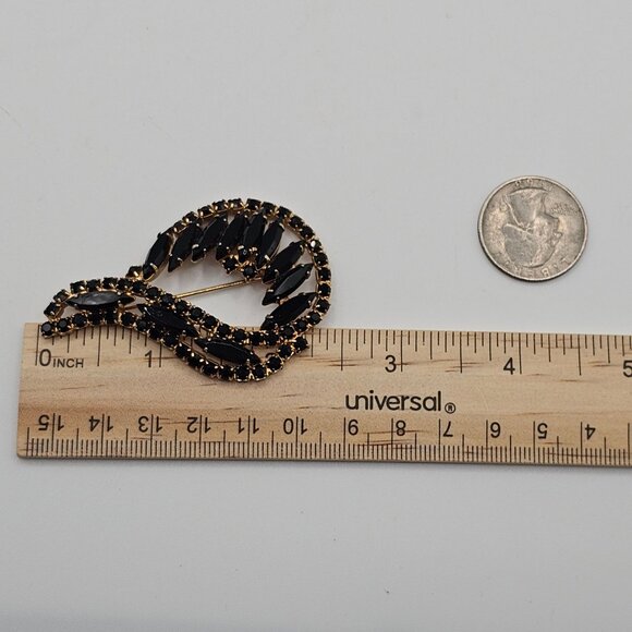 Gold Tone Black Navette Brooch Prong Set Rhinestone Unsigned Swirl Pin Fashion - Picture 2 of 14
